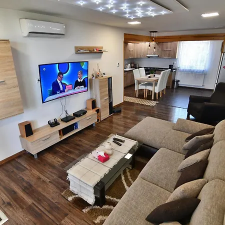 Zemplinska Sirava Apartment *